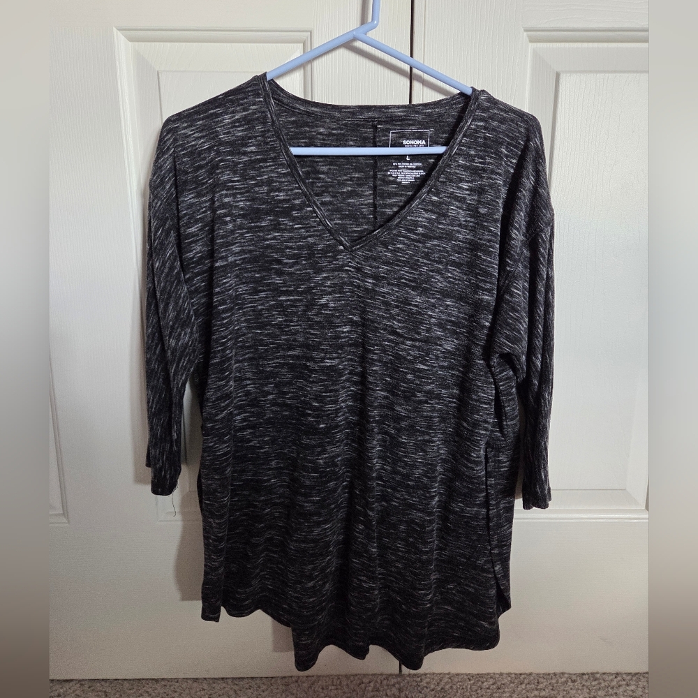 Sonoma Charcoal 3/4 Sleeve V-Neck Top